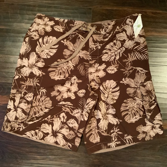 NWT Island Shores Board Shorts - Picture 1 of 3